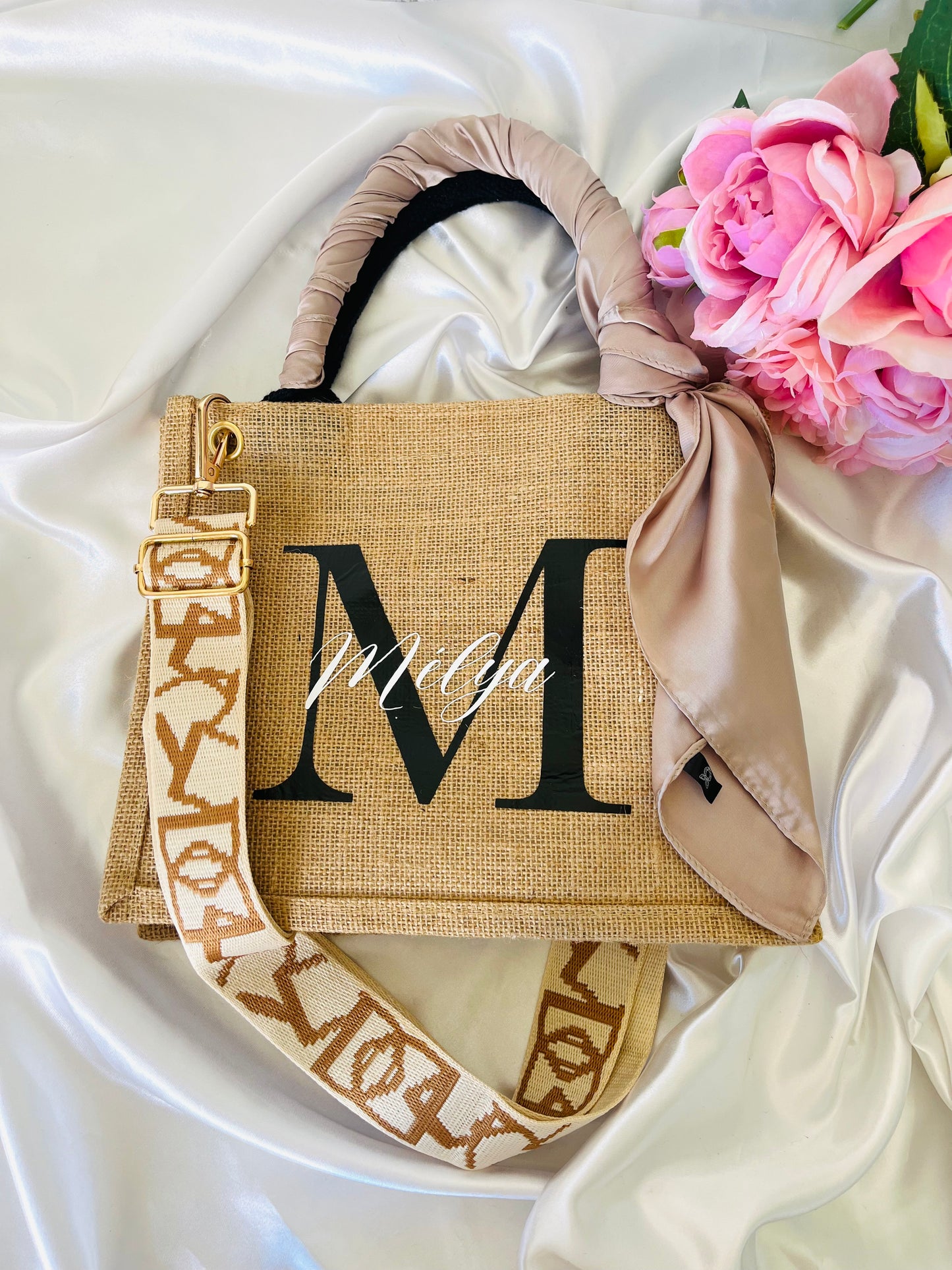 SAC EN JUTE "LE CUSTOMIZER CHIC " AVEC SANGLE & FOULARD